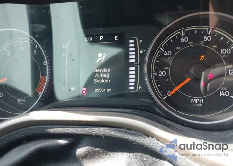 2015 Jeep Cherokee Latitude z USA, uszkodzony, nr VIN 1C4PJMCS5FW773407